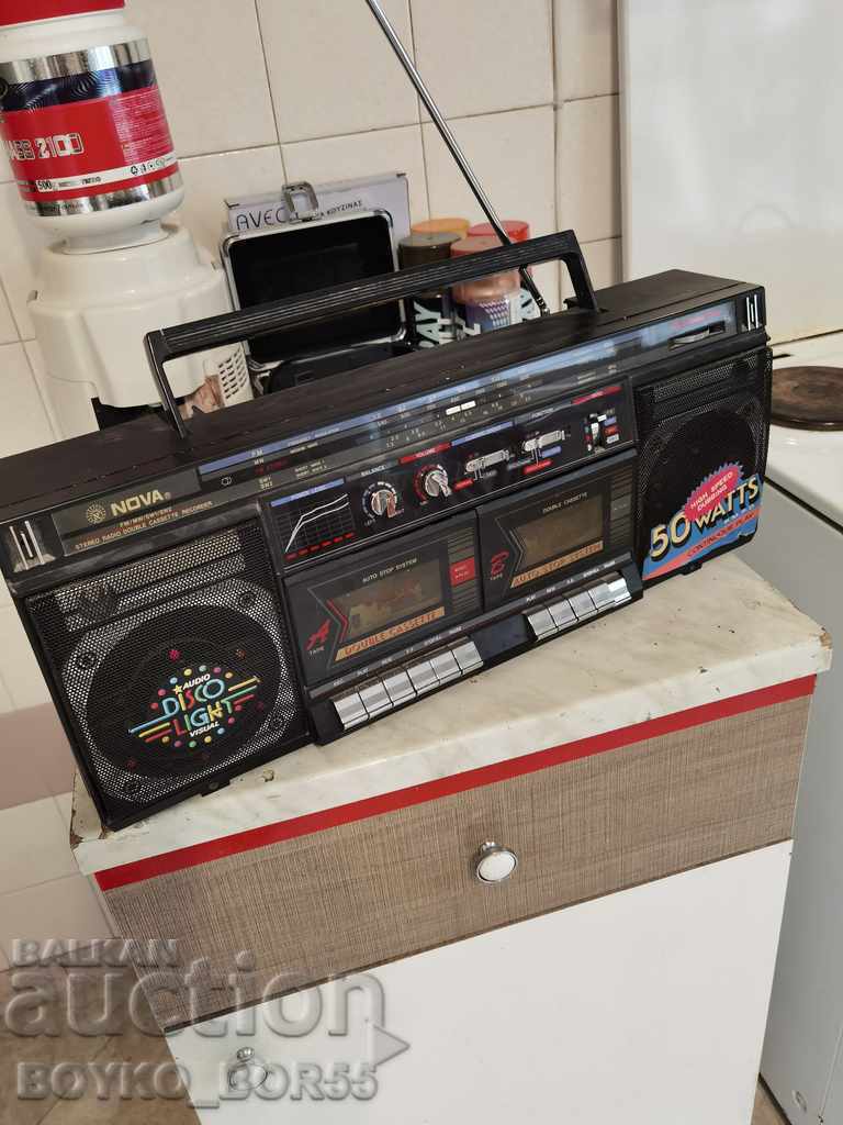 Radiocasetofon cu dublă casetă NOVA RX-261D