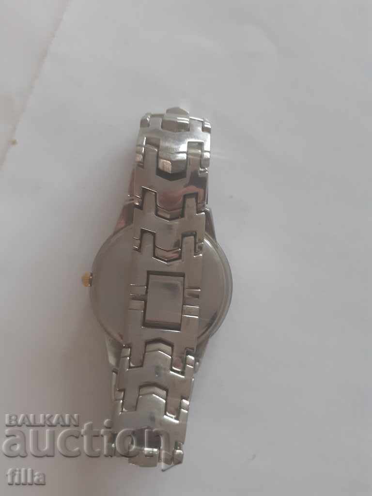 Delivery of Clock Q & Q Delivery of Clock Q & Q