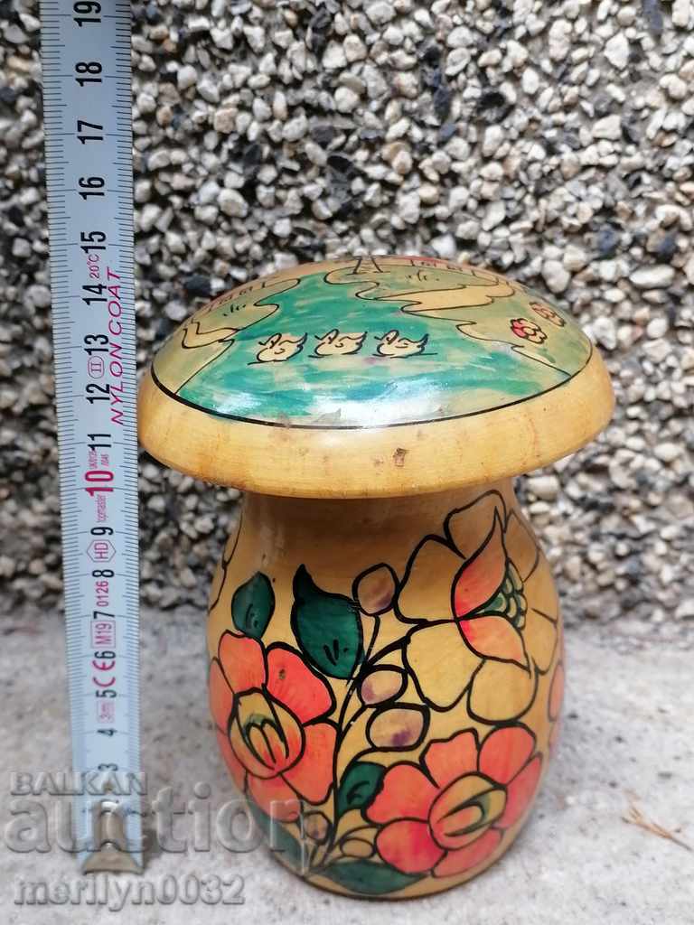 Toy hand-painted Matryoshka mushroom USSR wooden - 7 Toy hand-painted Matryoshka mushroom USSR wooden - 7