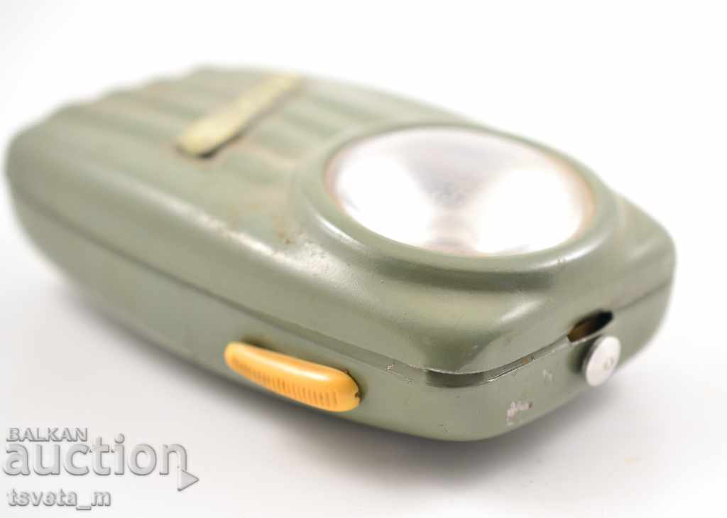 Auction  Signal lantern with white light LIGHT