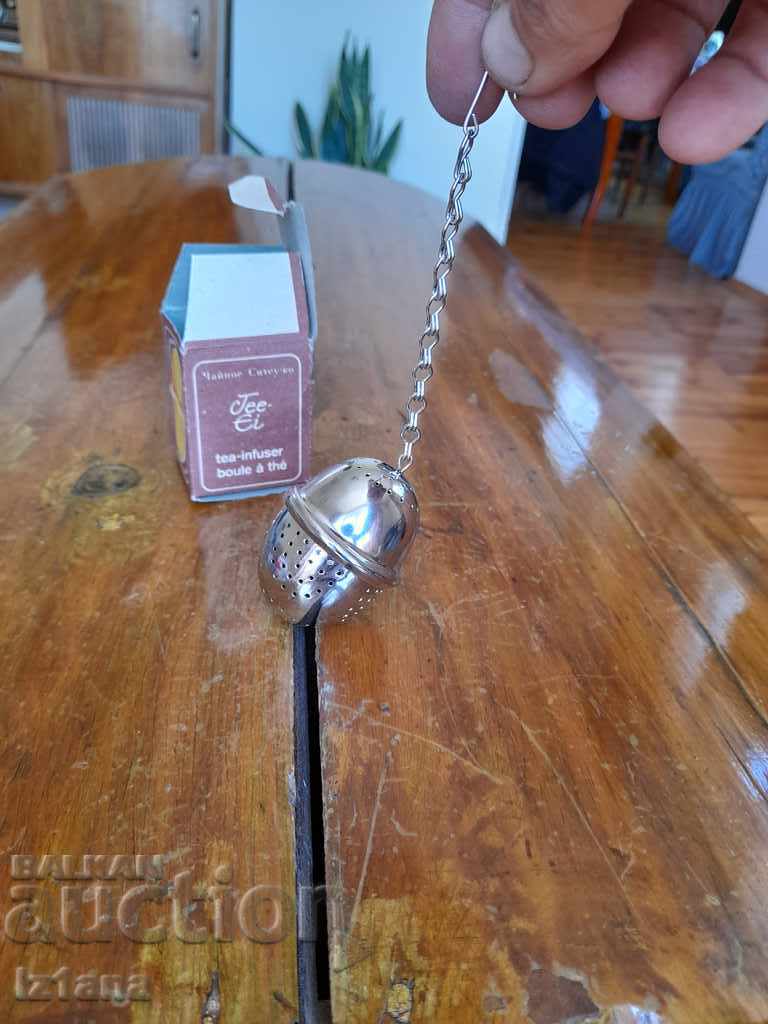 Auction Old appliance, tea pot Auction Old appliance, tea pot