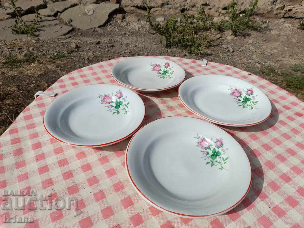 Auction Old porcelain dish, plates Auction Old porcelain dish, plates