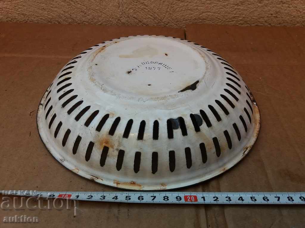 ENAMELED SOC. BUY TRAY - 7 ENAMELED SOC. BUY TRAY - 7