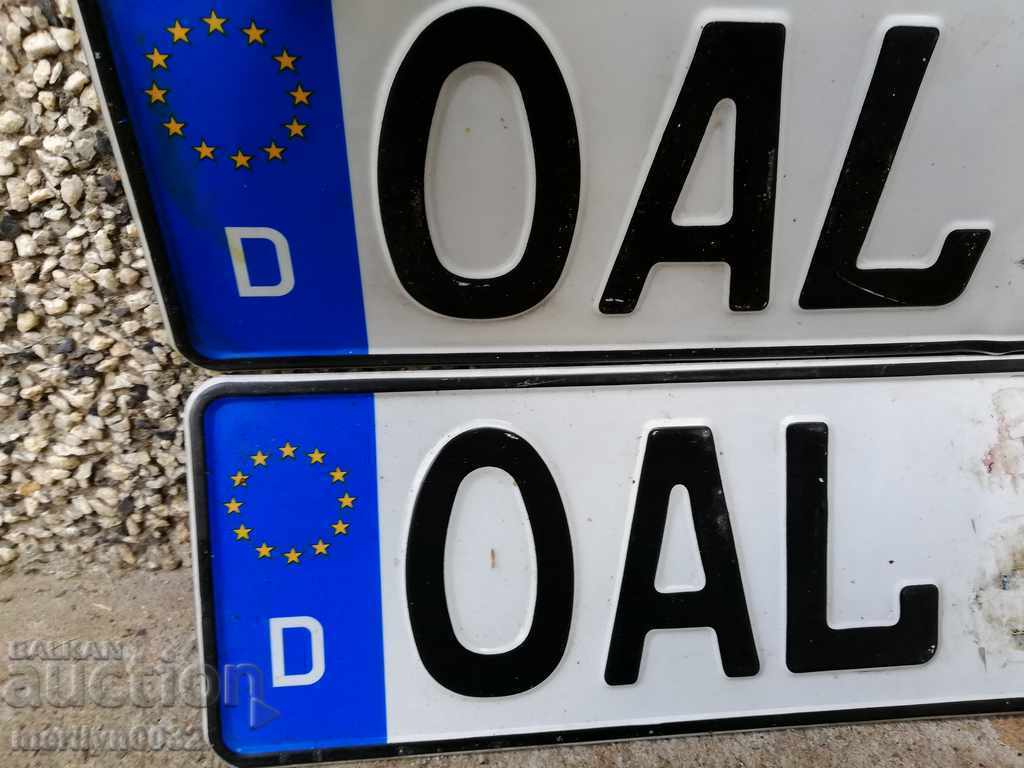 Auction A pair of numbers, registration number from a motor vehicle plate plate Auction A pair of numbers, registration number from a motor vehicle plate plate