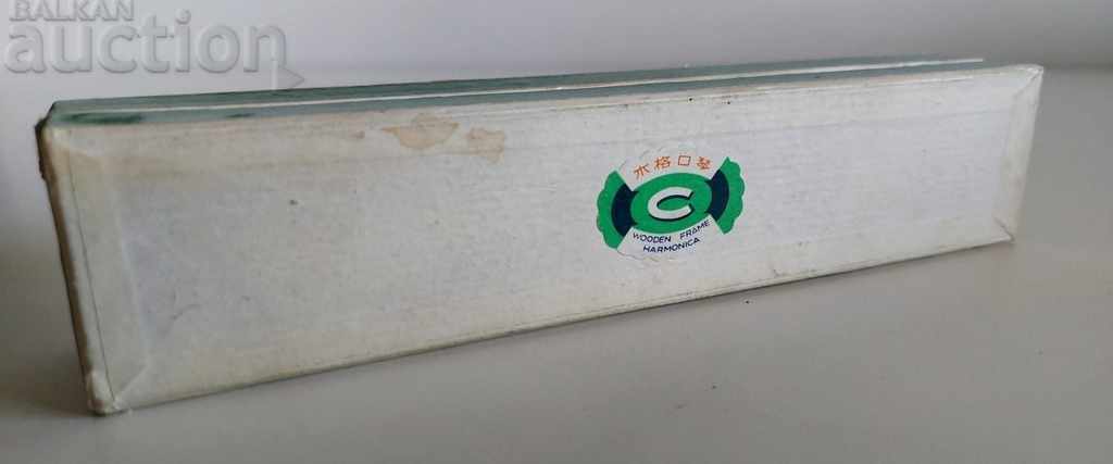 Delivery of OLD EXCELLENT SOC HARMONICA BOX MUSICAL INSTRUMENT Delivery of OLD EXCELLENT SOC HARMONICA BOX MUSICAL INSTRUMENT