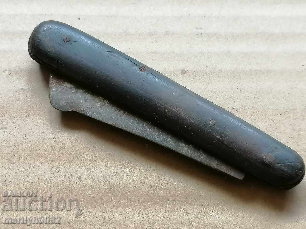 Old knife knife, knife, hammer with price 28.00 BGN | € 14.32 Old knife knife, knife, hammer with price 28.00 BGN | € 14.32