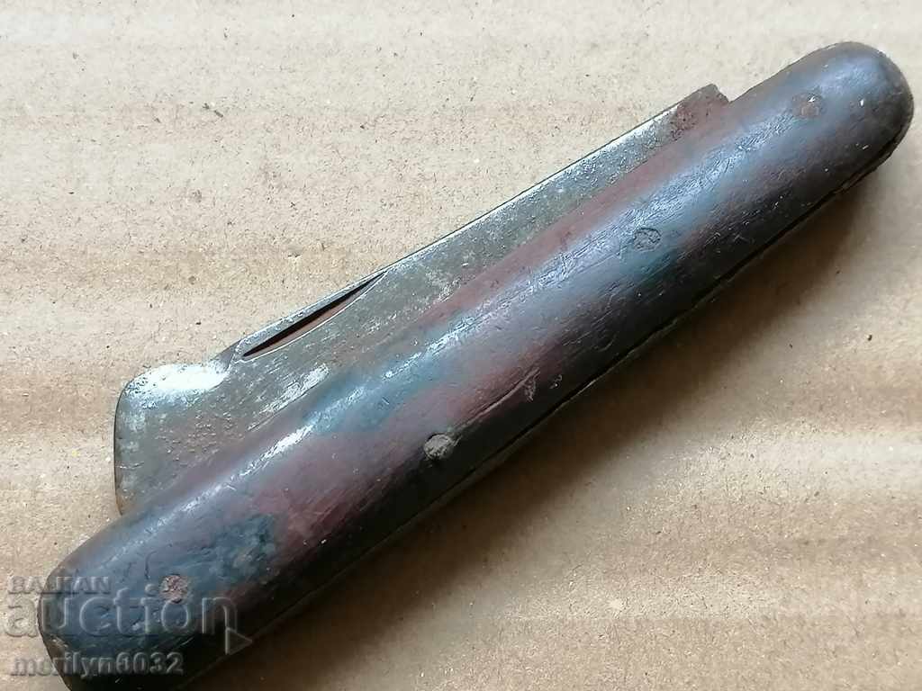 Delivery of Old knife knife, knife, hammer Delivery of Old knife knife, knife, hammer