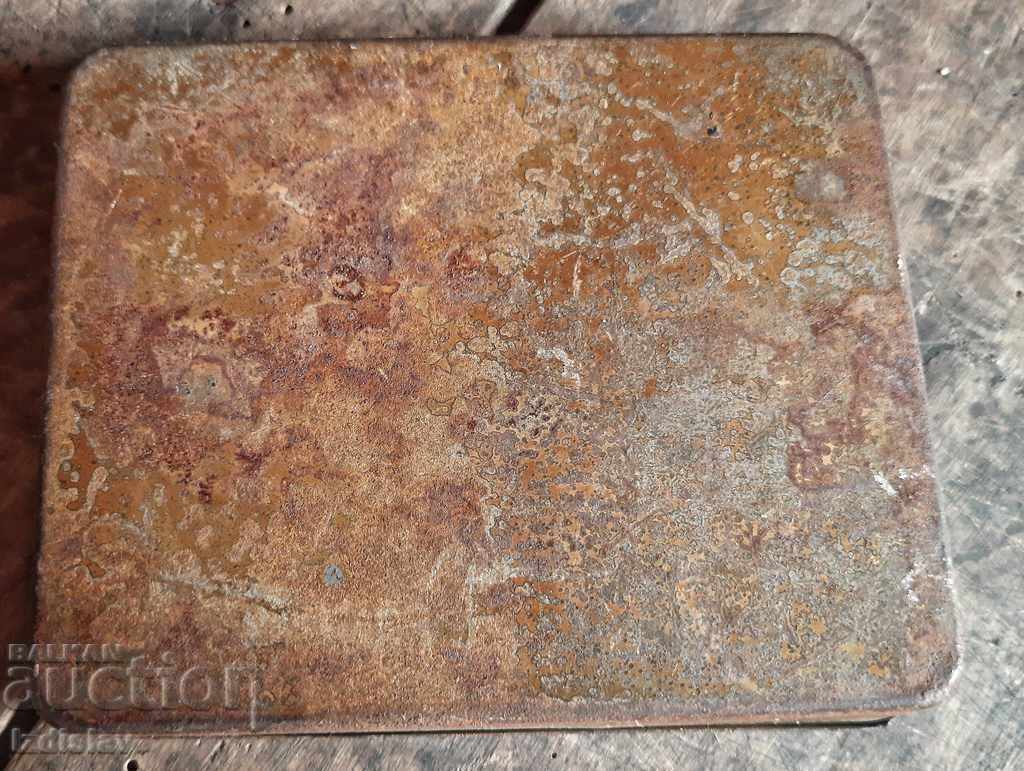 Nicoleto 1900s Collectible Metal Cigarette Box - 5 Nicoleto 1900s Collectible Metal Cigarette Box - 5