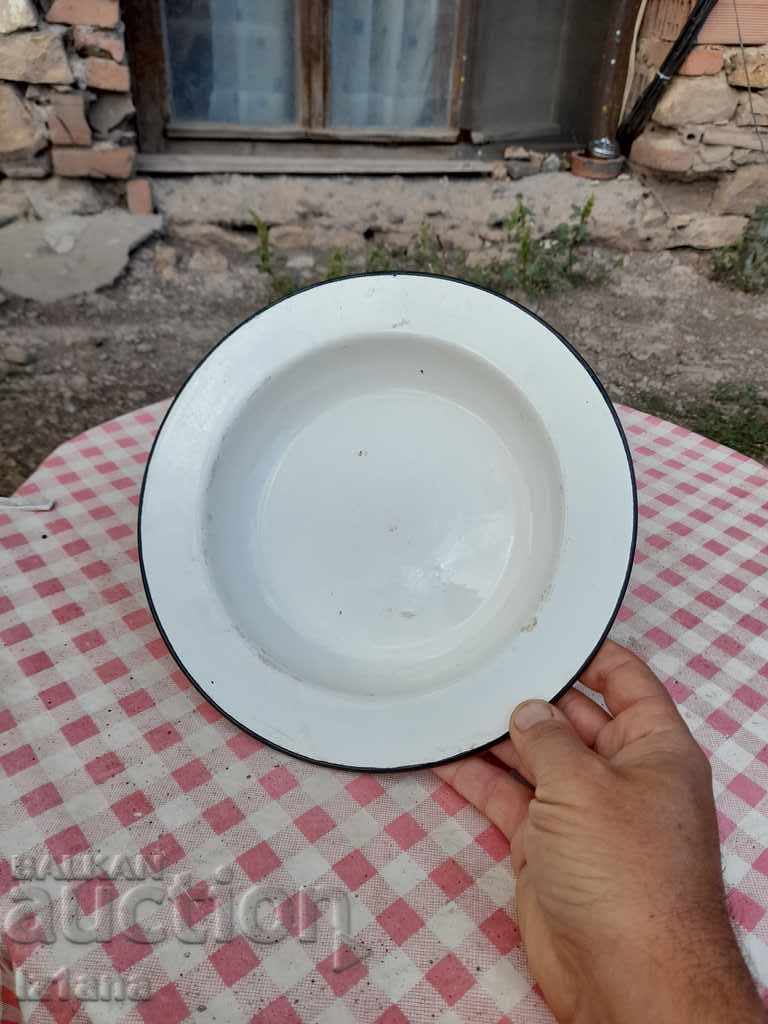 Δημοπρασία Παλιά εμαγιέ μπολ Δημοπρασία Παλιά εμαγιέ μπολ