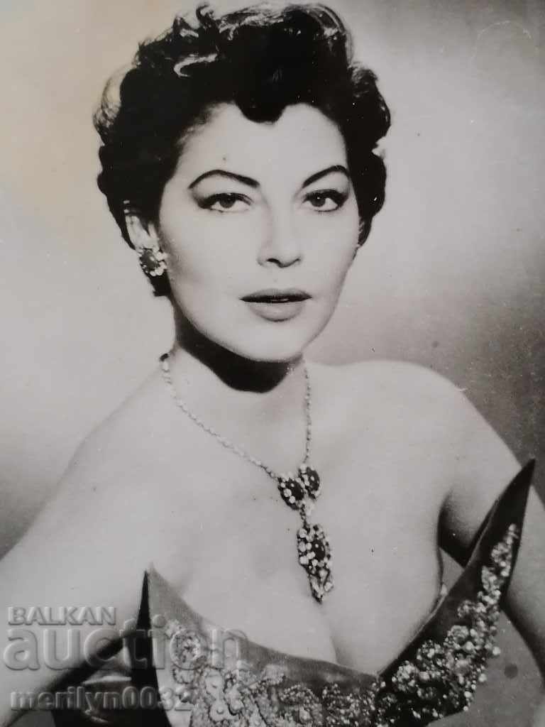 Postcard photo Eva Gardner Bratislava with price 25.00 BGN | € 12.78 Postcard photo Eva Gardner Bratislava with price 25.00 BGN | € 12.78