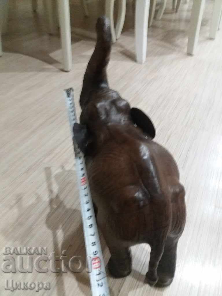 ГОЛЯМ ДЪРВЕН КОЖЕН СЛОН с цена 100.00 лв. | € 51.13 ГОЛЯМ ДЪРВЕН КОЖЕН СЛОН с цена 100.00 лв. | € 51.13