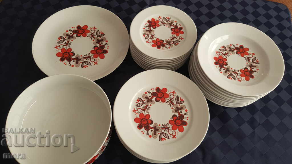 Παράδοση Υπηρεσία δείπνου από πορσελάνη - Βαυαρία Παράδοση Υπηρεσία δείπνου από πορσελάνη - Βαυαρία