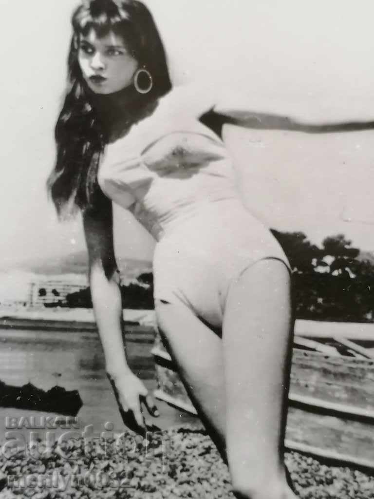 Auction Postcard photo Brigitte Burdeau Auction Postcard photo Brigitte Burdeau