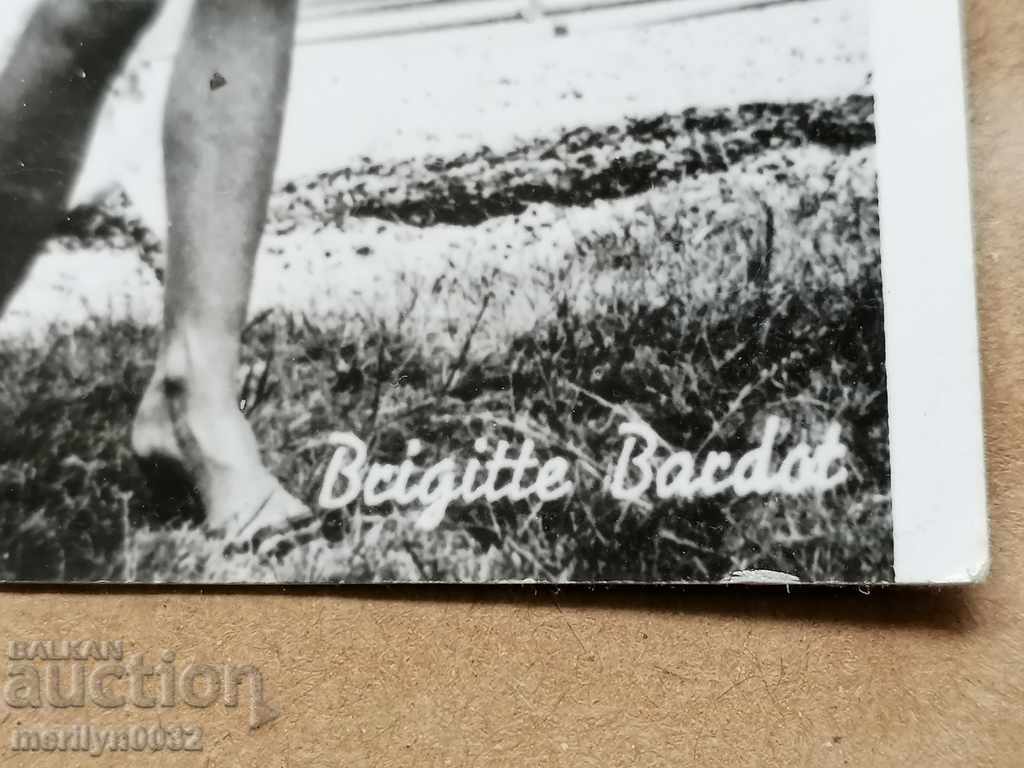 Delivery of Postcard photo Brigitte Burdeau Delivery of Postcard photo Brigitte Burdeau