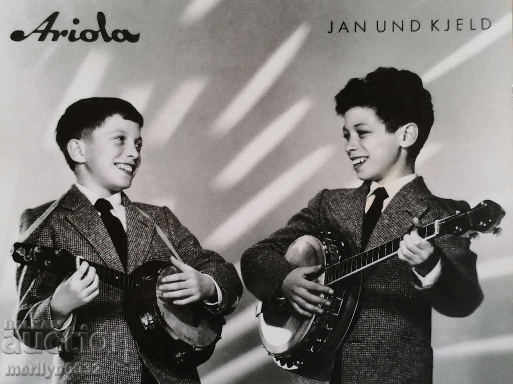 Postcard photo duet Ariola Vienna - 7 Postcard photo duet Ariola Vienna - 7