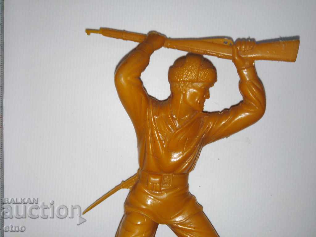 USSR-SOLDIER TOY WITH NAGAN MASIN ROCKER AND SHICK, LARGE FIGURE with price 15.00 BGN | € 7.67 USSR-SOLDIER TOY WITH NAGAN MASIN ROCKER AND SHICK, LARGE FIGURE with price 15.00 BGN | € 7.67