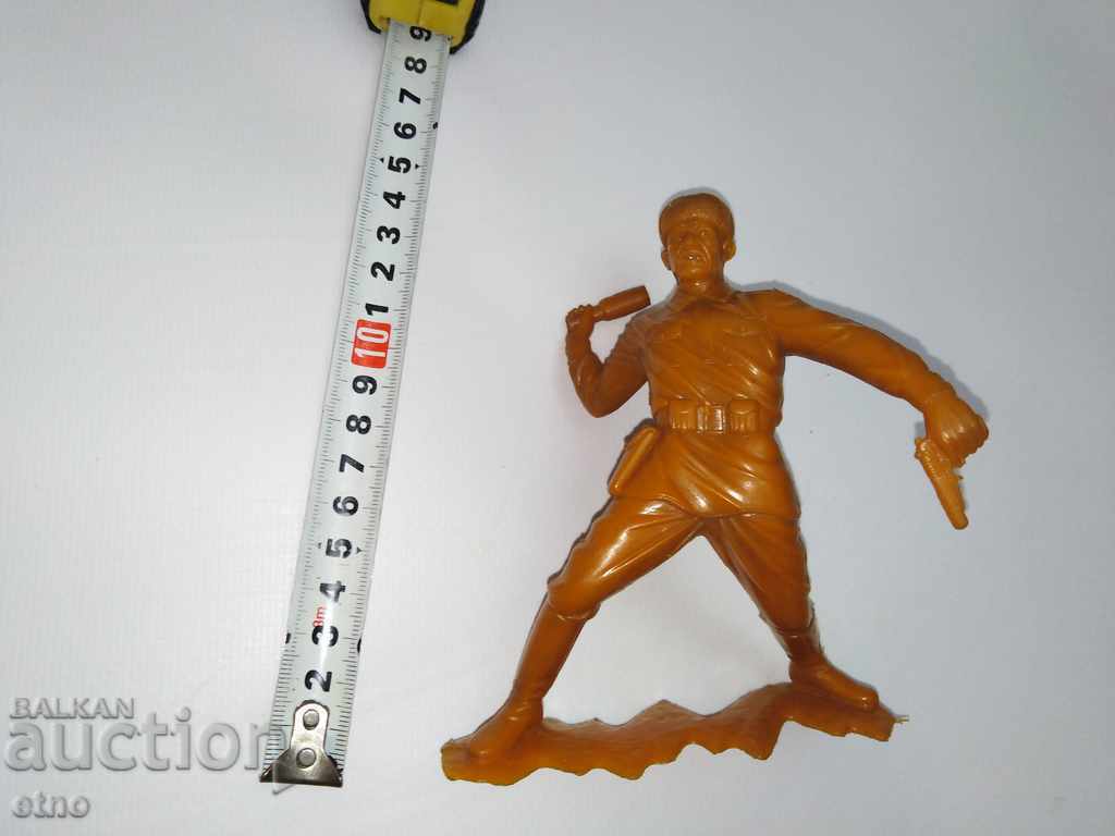 Auction USSR-SOLDIER TOY WITH TOY 'TT' AND GUNS Auction USSR-SOLDIER TOY WITH TOY 'TT' AND GUNS