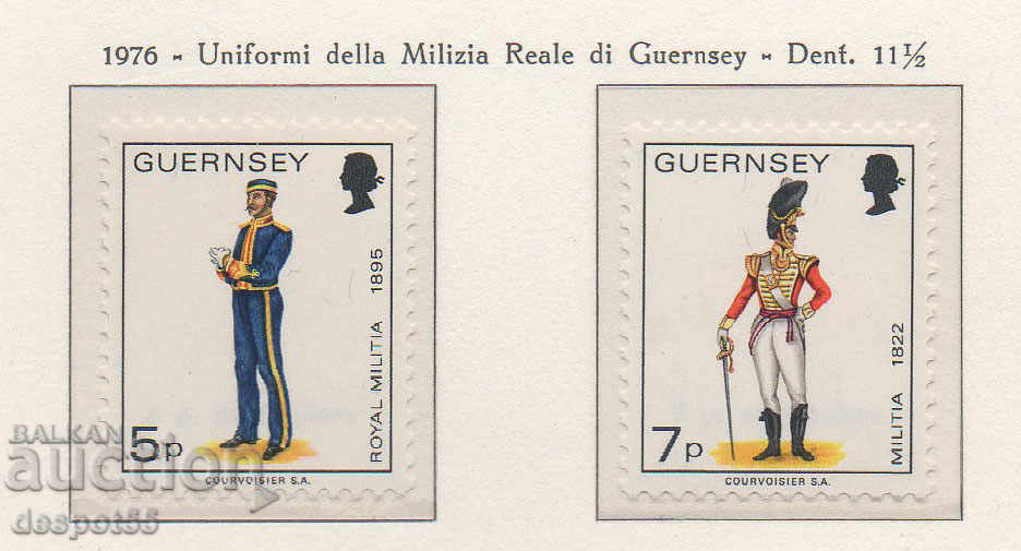 1976. Guernsey. Uniforme militare.