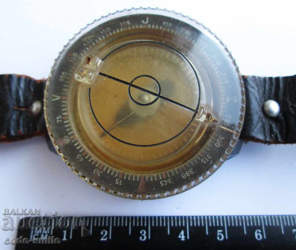 Vechi busolă de mână militară cu fluid din Al Doilea Război Mondial - 5 Vechi busolă de mână militară cu fluid din Al Doilea Război Mondial - 5