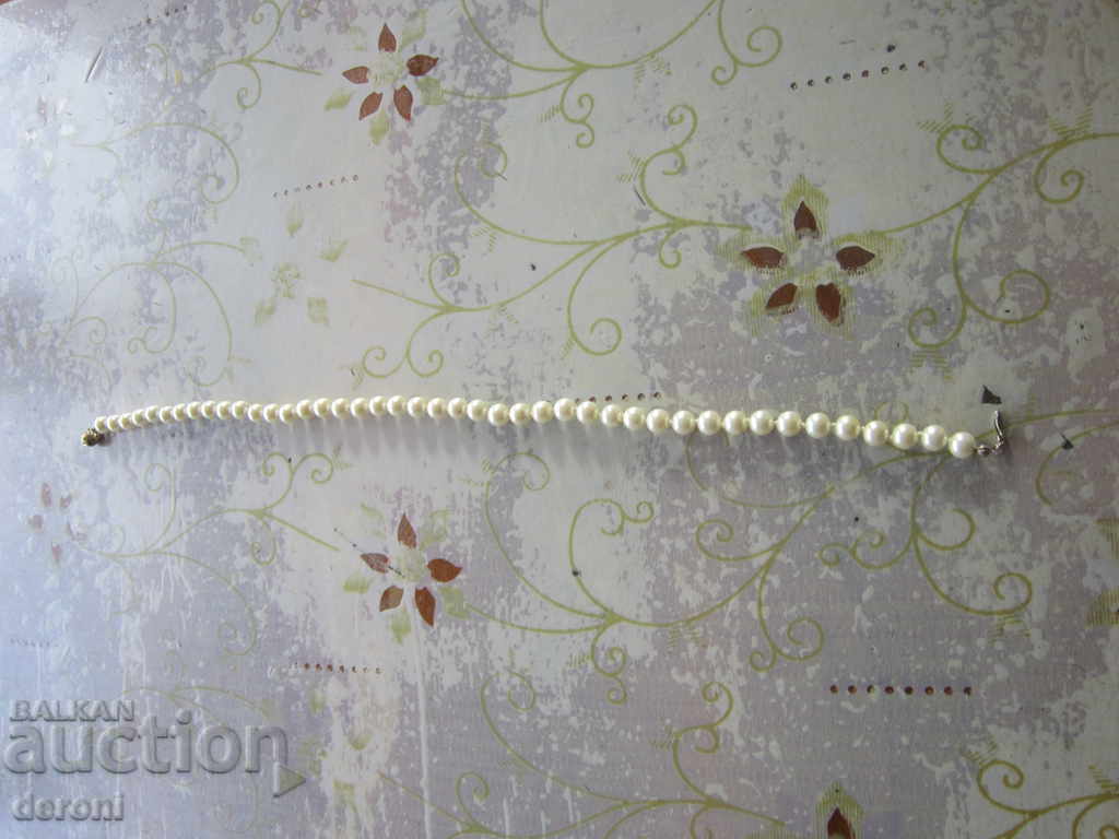 Auction Necklace necklace with pearls 4 Auction Necklace necklace with pearls 4