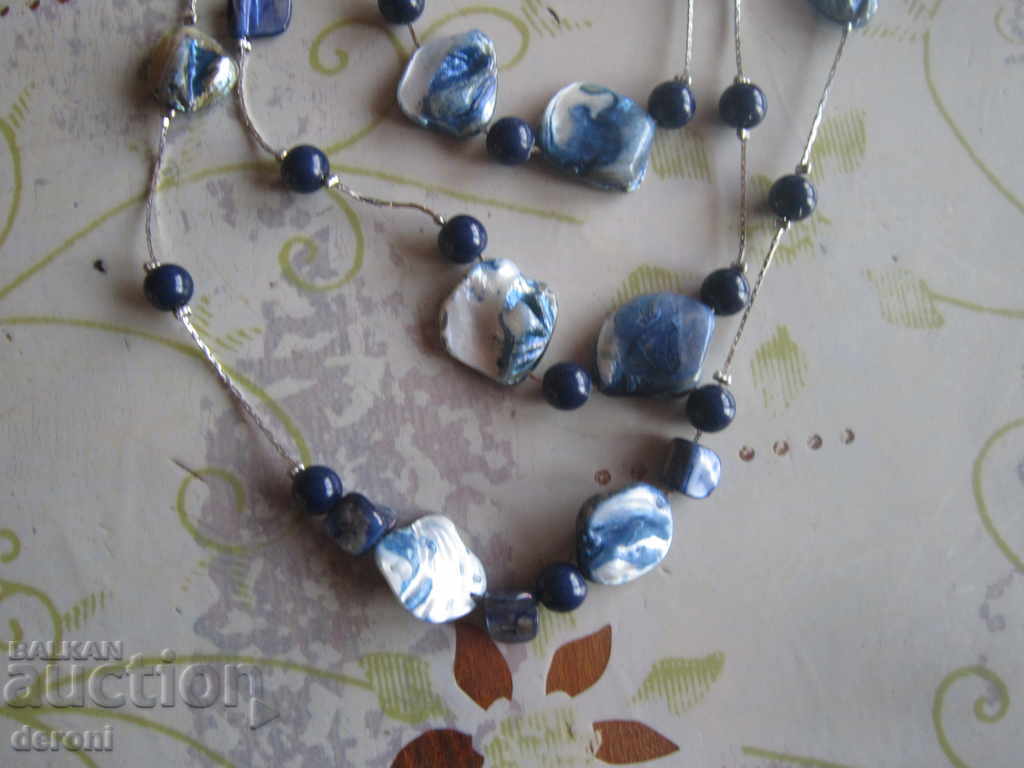 Colier unic cu pietre naturale 16 cu preț 15.00 BGN | € 7.67 Colier unic cu pietre naturale 16 cu preț 15.00 BGN | € 7.67