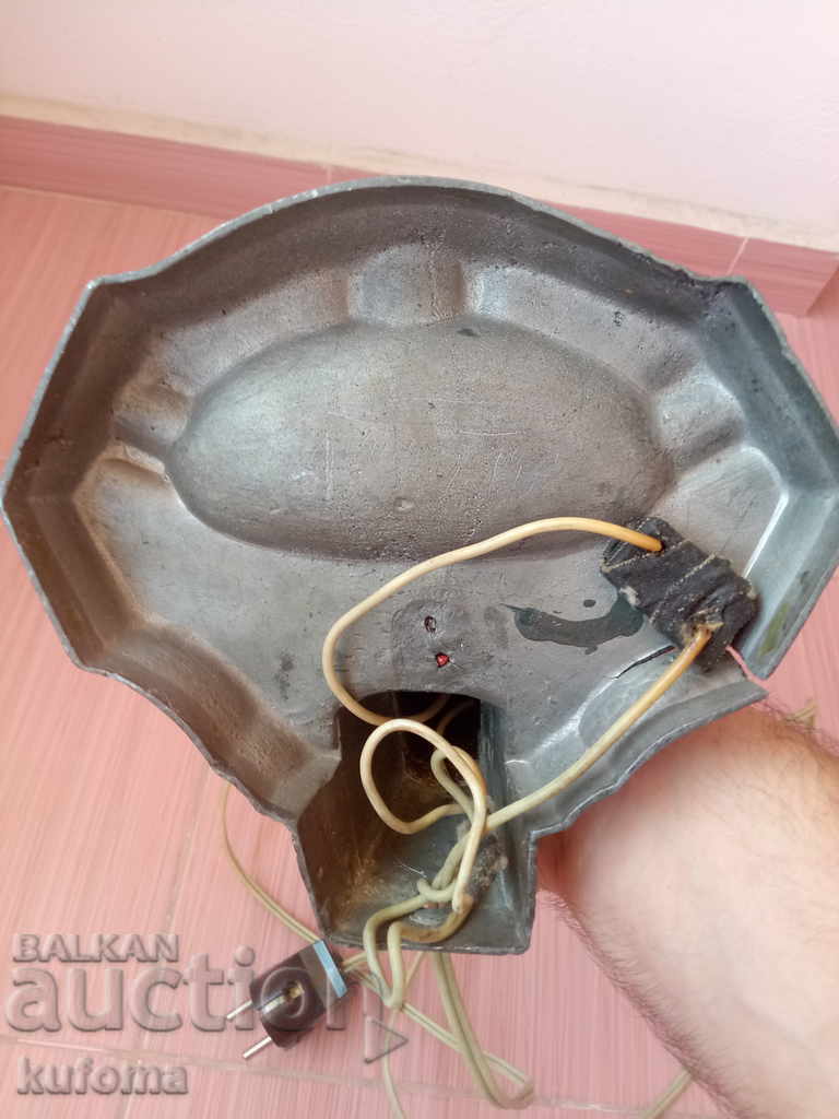 Delivery of An old night lamp Delivery of An old night lamp