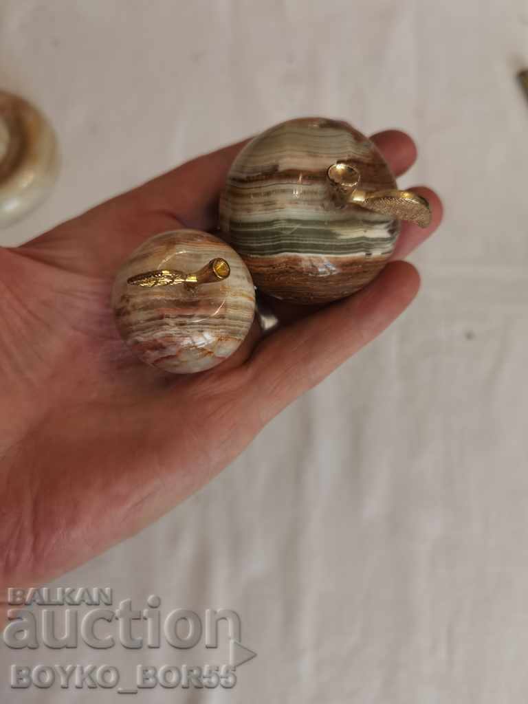 Auction Two Apples of Polished Agate and Metal Auction Two Apples of Polished Agate and Metal