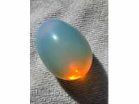 Αυγό δράκου από γυαλισμένο Girasol Opal Reiki Healing