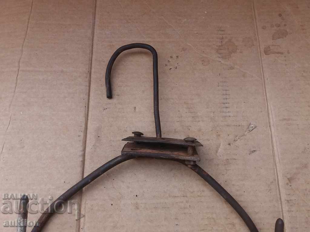 Auction OLD MASSIVE ROTARY HOOK, BRACKET Auction OLD MASSIVE ROTARY HOOK, BRACKET