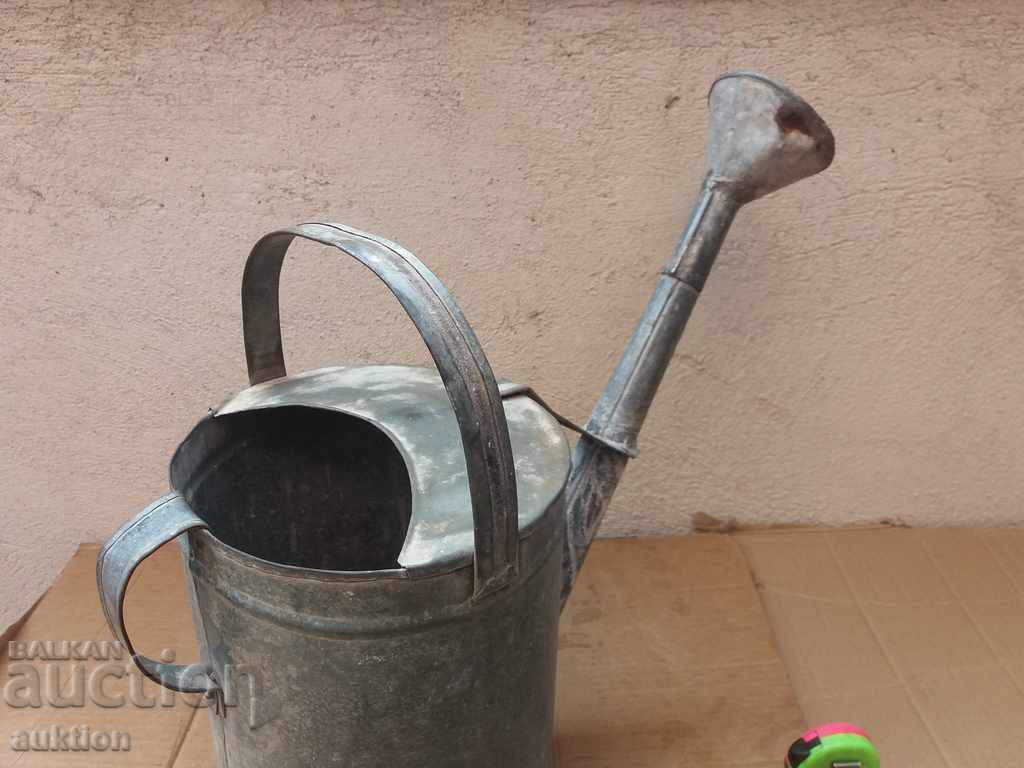 SOLID OLD METAL WATER TRAILER - 5 SOLID OLD METAL WATER TRAILER - 5