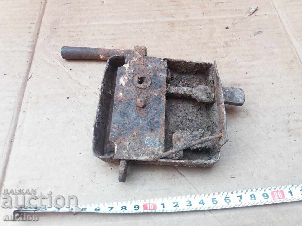 REVIVAL FORGED LOCK - 6