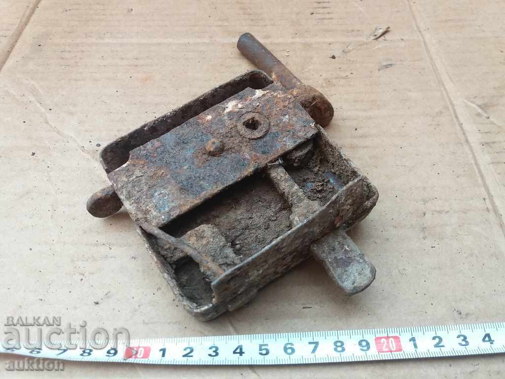 REVIVAL FORGED LOCK - 7