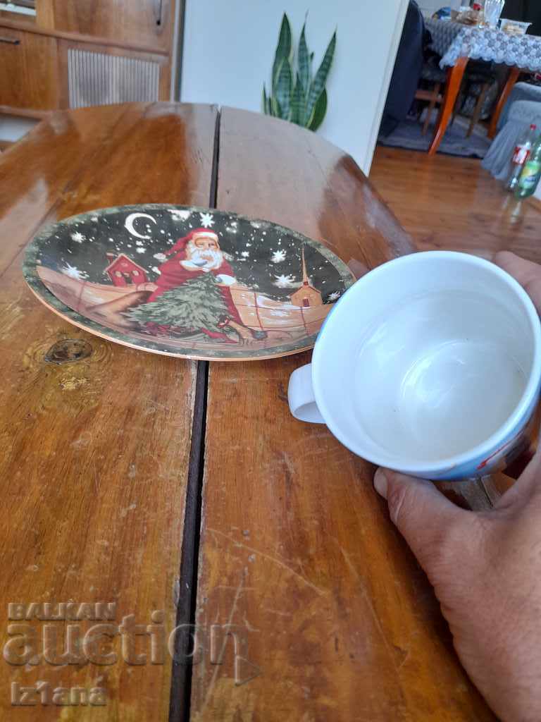 Стара коледна чиния,чаша - 6 Стара коледна чиния,чаша - 6