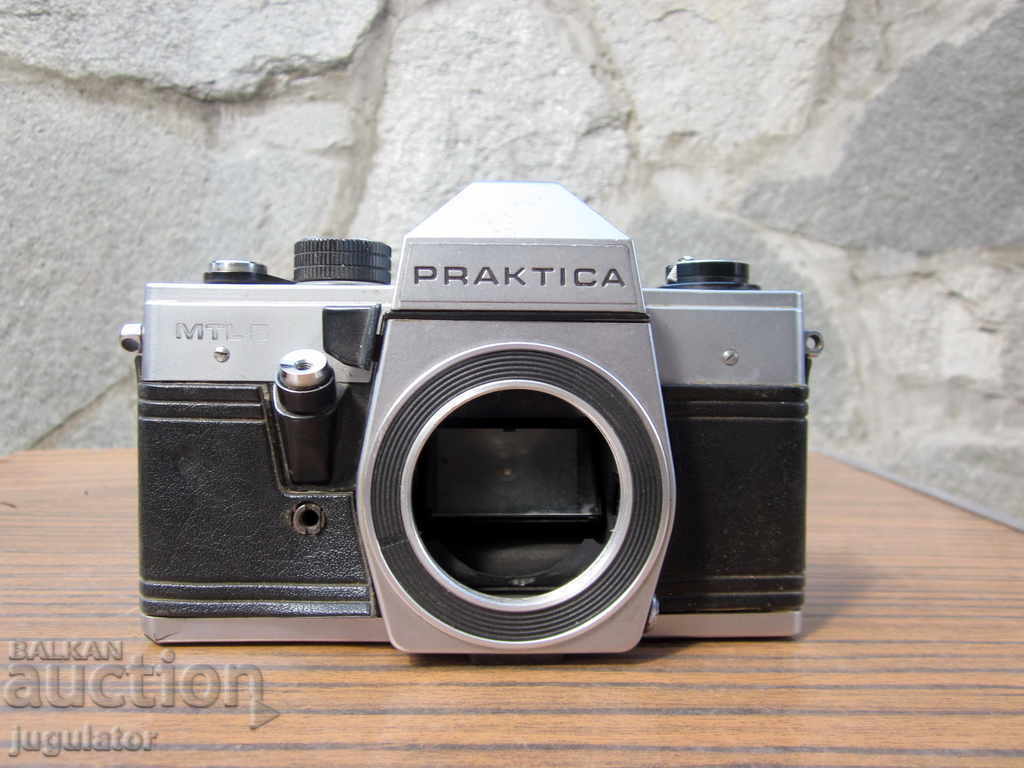 Γερμανική κάμερα PRAKTICA MTL για ανταλλακτικά μηχανισμός λειτουργεί με τιμή 15.00 BGN | € 7.67
