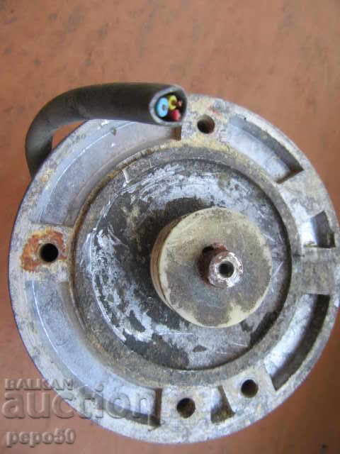 ΚΙΝΗΤΗΡΑΣ ΑΠΟ ΒΟΥΛΓΑΡΙΚΟ ΠΛΥΝΤΗΡΙΟ ΜΙΝΙ ΑΠΟ ΤΗ SOCA - 1987 - 5 ΚΙΝΗΤΗΡΑΣ ΑΠΟ ΒΟΥΛΓΑΡΙΚΟ ΠΛΥΝΤΗΡΙΟ ΜΙΝΙ ΑΠΟ ΤΗ SOCA - 1987 - 5