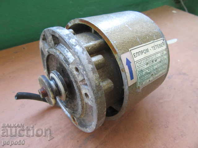 MOTOR DE LA O MINI MAȘINĂ DE SPĂLAT BULGĂREASCĂ DIN PERIOADA SOCIALISTĂ - 1987 MOTOR DE LA O MINI MAȘINĂ DE SPĂLAT BULGĂREASCĂ DIN PERIOADA SOCIALISTĂ - 1987