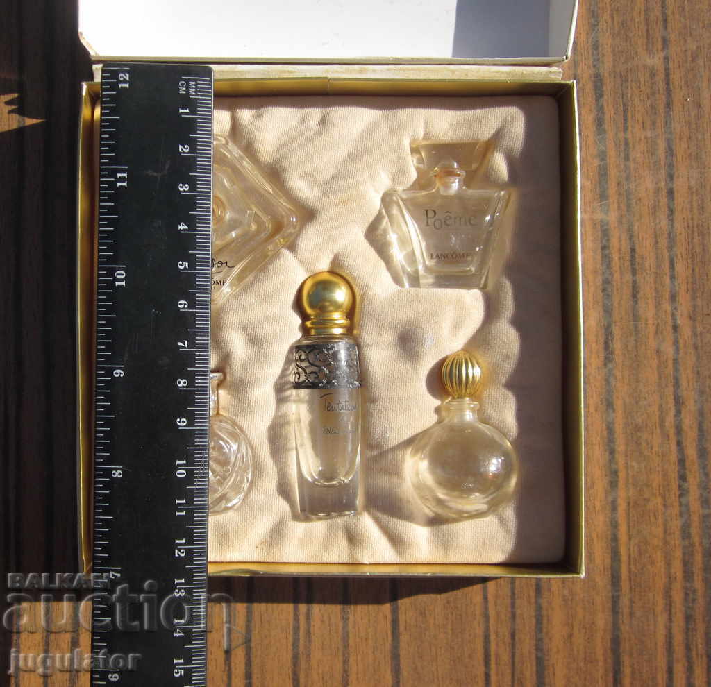 set of old French glass perfume bottles in a box - 6 set of old French glass perfume bottles in a box - 6