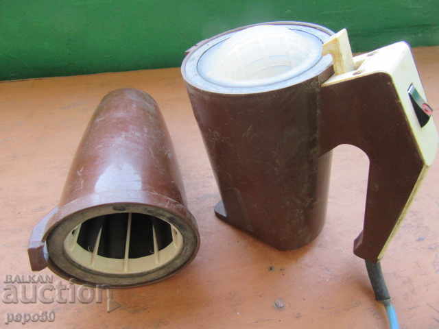 Δημοπρασία ΚΑΘΑΡΙΣΤΙΚΟ ΚΕΝΟΥ "Bumblebee" FOR WHEELSS - ΕΣΣΔ - 12V, 90W - 1984. Δημοπρασία ΚΑΘΑΡΙΣΤΙΚΟ ΚΕΝΟΥ "Bumblebee" FOR WHEELSS - ΕΣΣΔ - 12V, 90W - 1984.