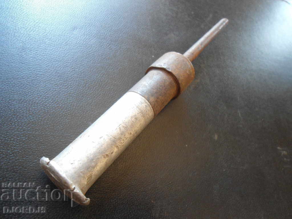 Old instrument, probator with price 3.00 BGN | € 1.53 Old instrument, probator with price 3.00 BGN | € 1.53