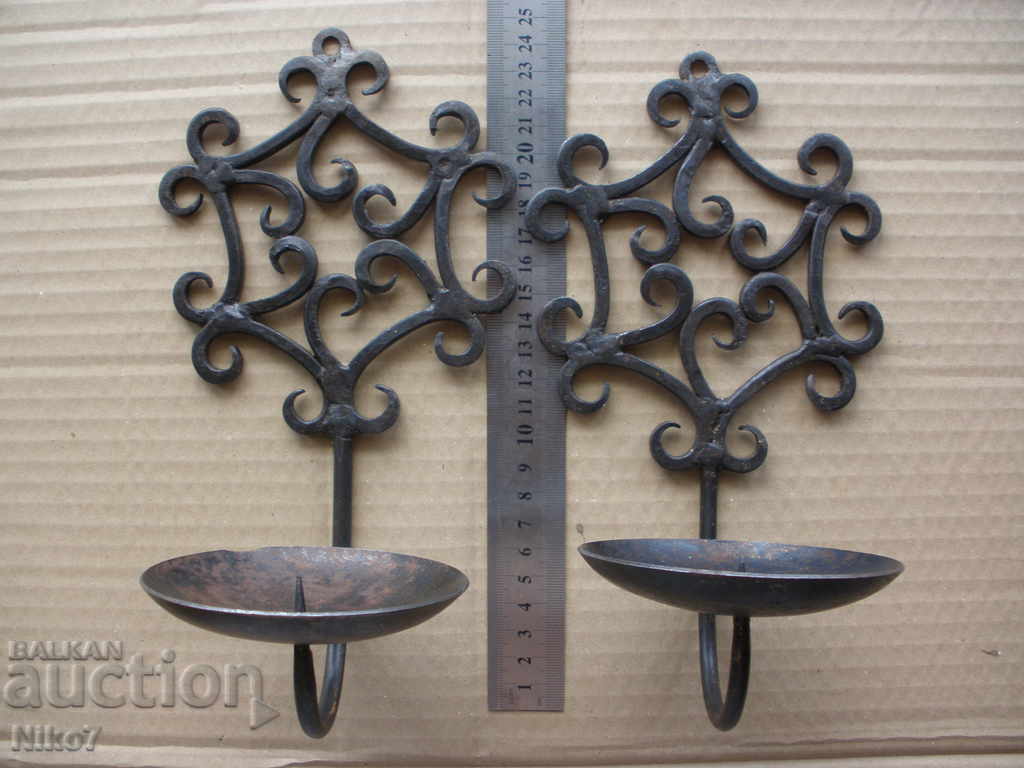 Auction Wall sconces, ( sconces ) - wrought iron. Auction Wall sconces, ( sconces ) - wrought iron.
