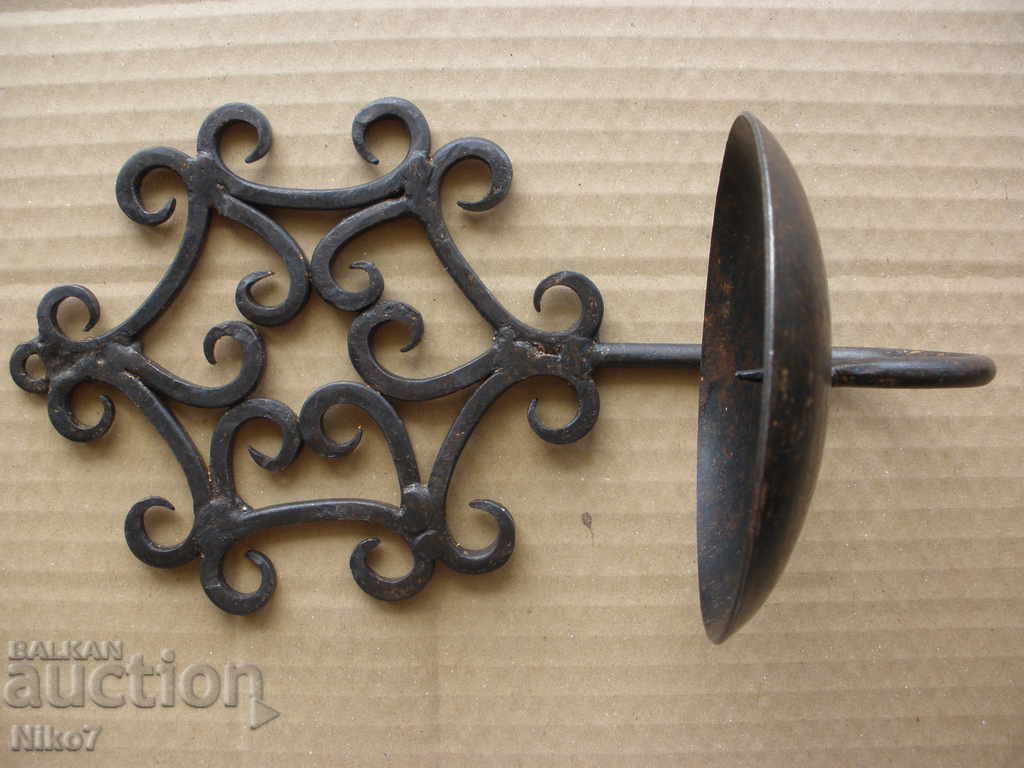 Wall sconces, ( sconces ) - wrought iron. - 6 Wall sconces, ( sconces ) - wrought iron. - 6