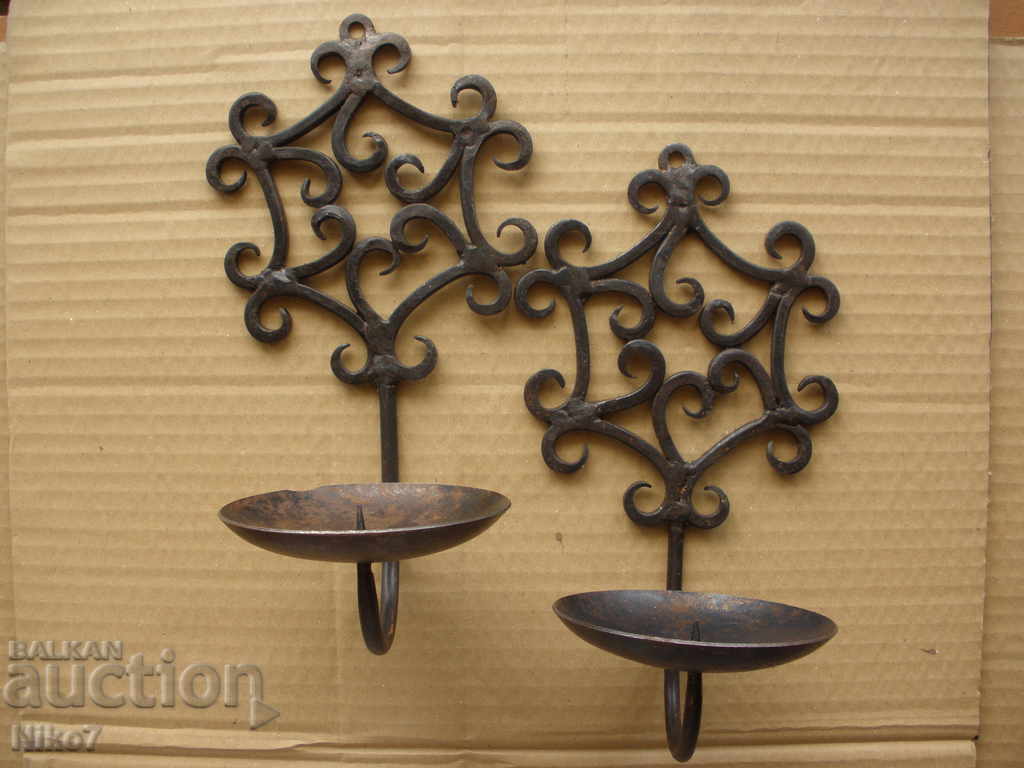 Wall sconces, ( sconces ) - wrought iron.
