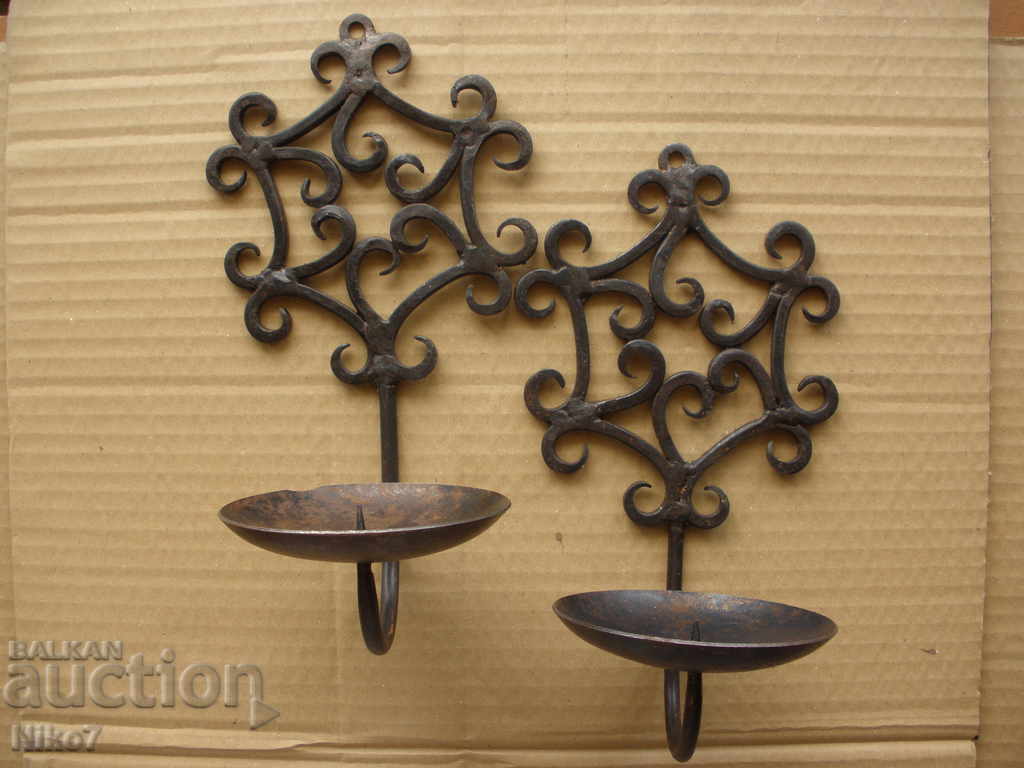 Wall sconces, ( sconces ) - wrought iron. Wall sconces, ( sconces ) - wrought iron.