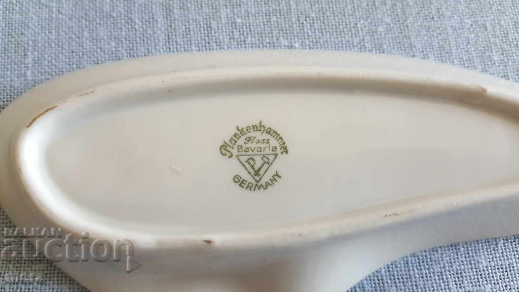 Доставка на Порцеланов пепелник -Бавария Доставка на Порцеланов пепелник -Бавария