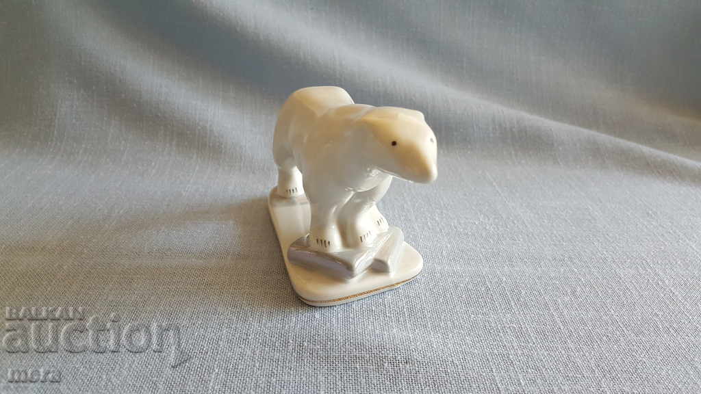 Delivery of Porcelain figure