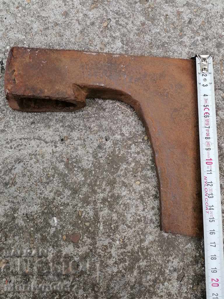 Delivery of Old ax with engraved ax tool wrought iron Delivery of Old ax with engraved ax tool wrought iron