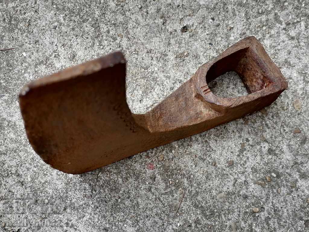 Old ax with engraved ax tool wrought iron - 6 Old ax with engraved ax tool wrought iron - 6