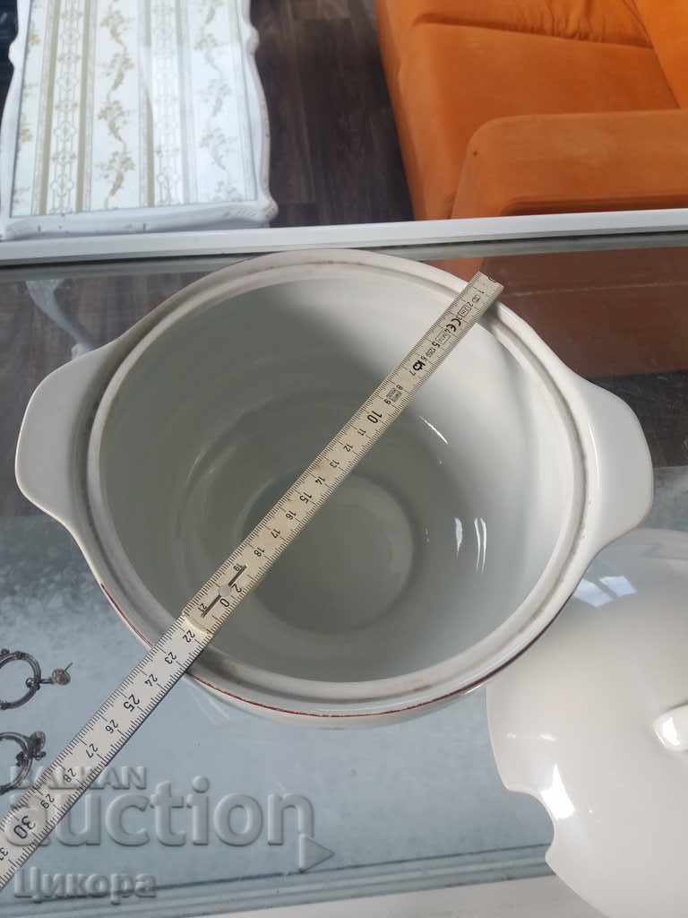 BULGARIAN PORCELAIN SOUP PORCELAIN SERVICE with price 60.00 BGN | € 30.68 BULGARIAN PORCELAIN SOUP PORCELAIN SERVICE with price 60.00 BGN | € 30.68