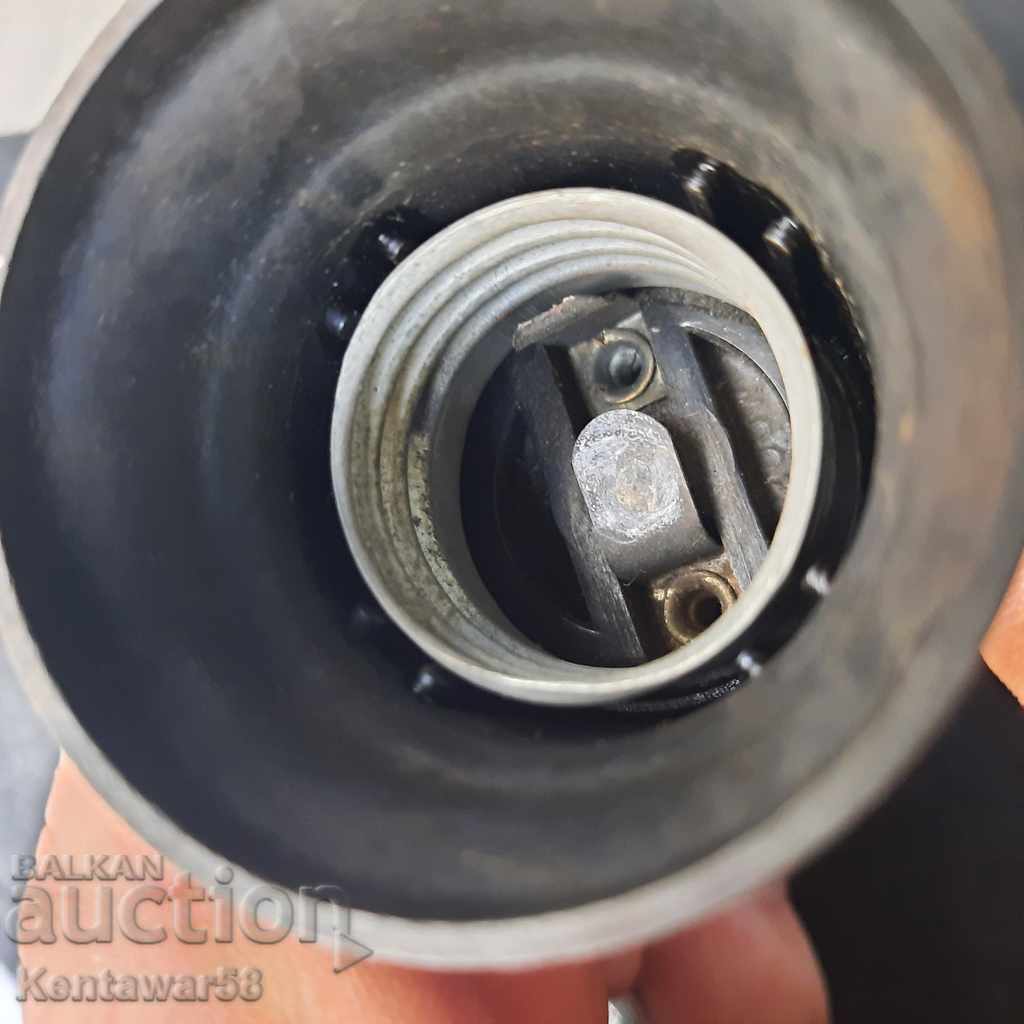 Delivery of Old bakelite style. Delivery of Old bakelite style.