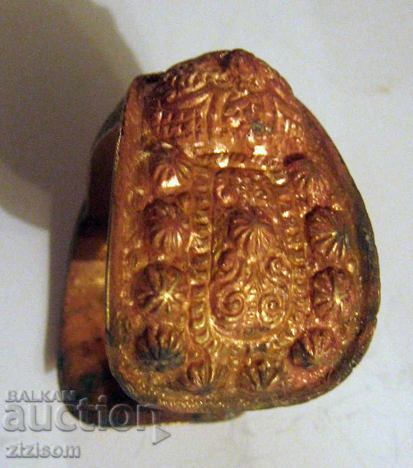 Delivery of Renaissance bracelet type slingshot, jewelry, jewel, charm, costume Delivery of Renaissance bracelet type slingshot, jewelry, jewel, charm, costume